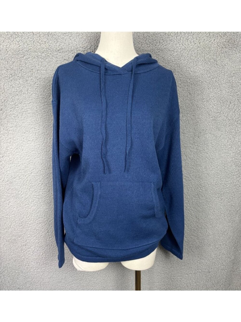 Arach & Cloz Women's Knit Pullover Hoodie  Kangaroo Pocket  Blue Small NWT's.